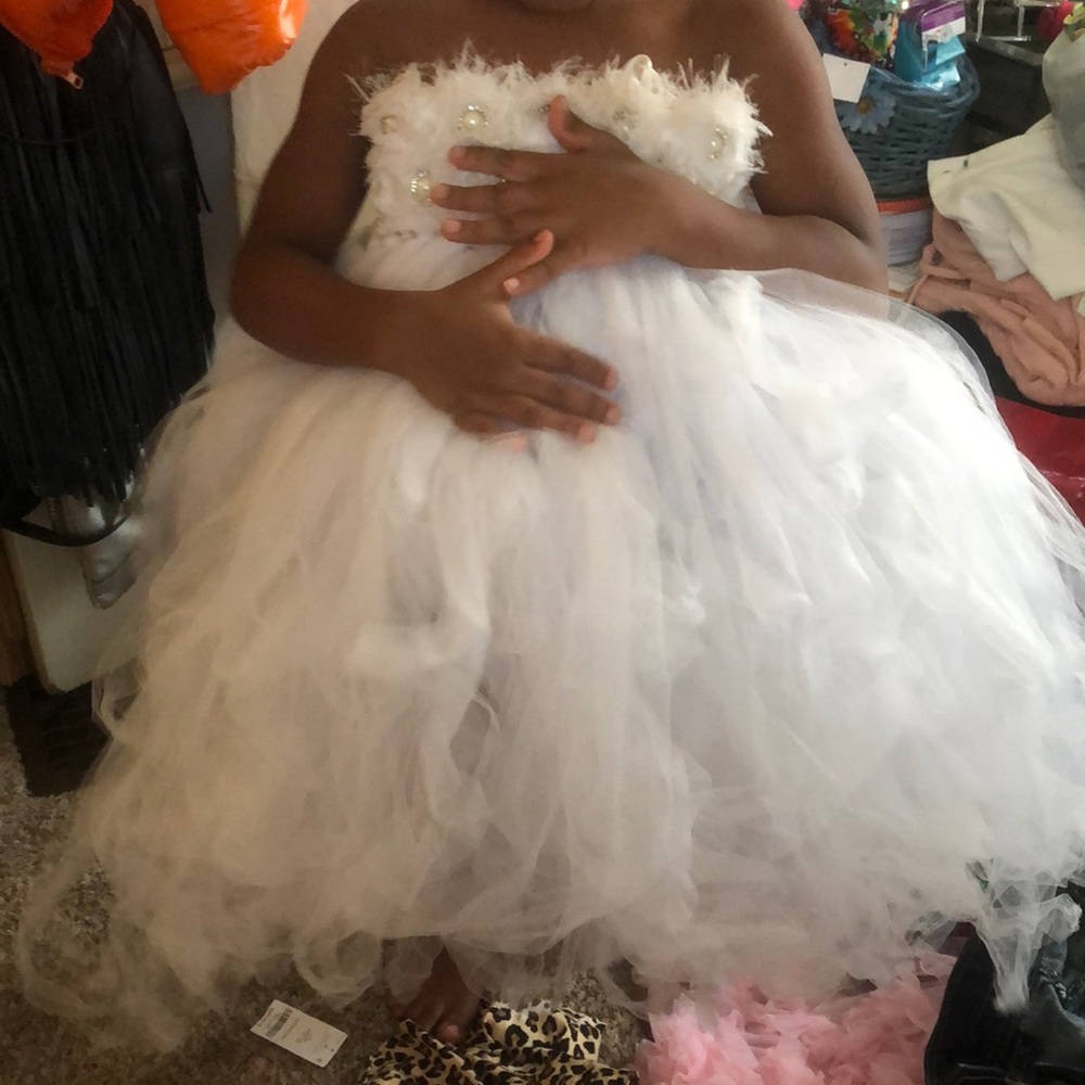 A little wedding for a little person for kids